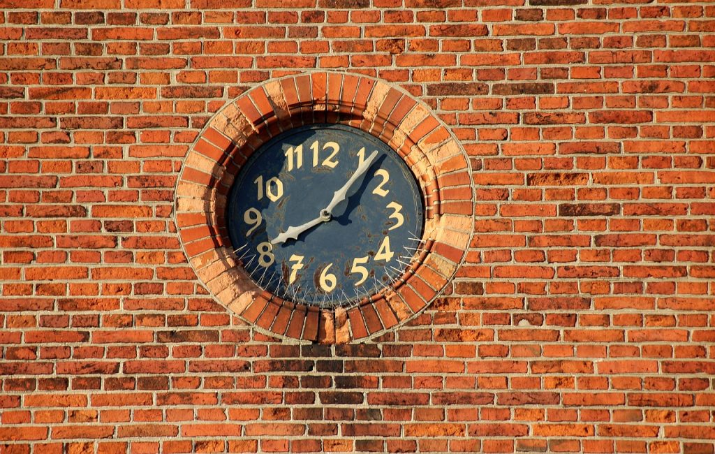 clock, monument, time measurement-3353244.jpg